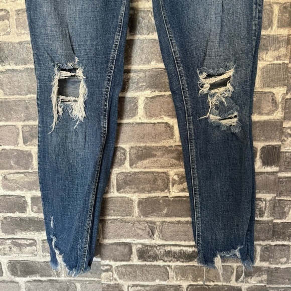 Kancan Russell Mid Rise Boyfriend Jeans distressed chewed hem - Picture 8 of 13